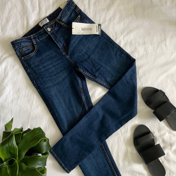 Zara Trafaluc Mid-Rise Skinny Longer Lenght Jeans